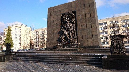 Monumento al gueto judío